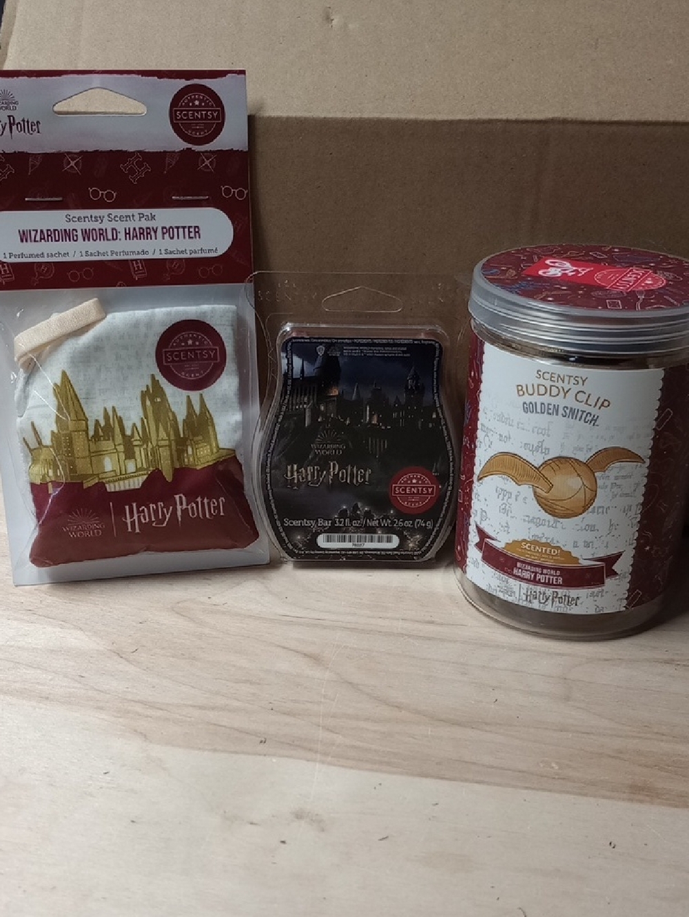 Scentsy Harry Potter Scent Trio - Red, Gold & Black Accents